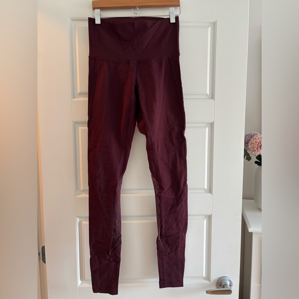 PRE-OWNED Lululemon Burgundy Leggings | US 6